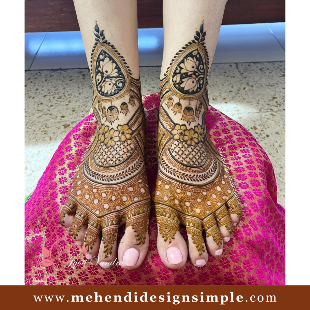 Leg Mehandi Artist in India